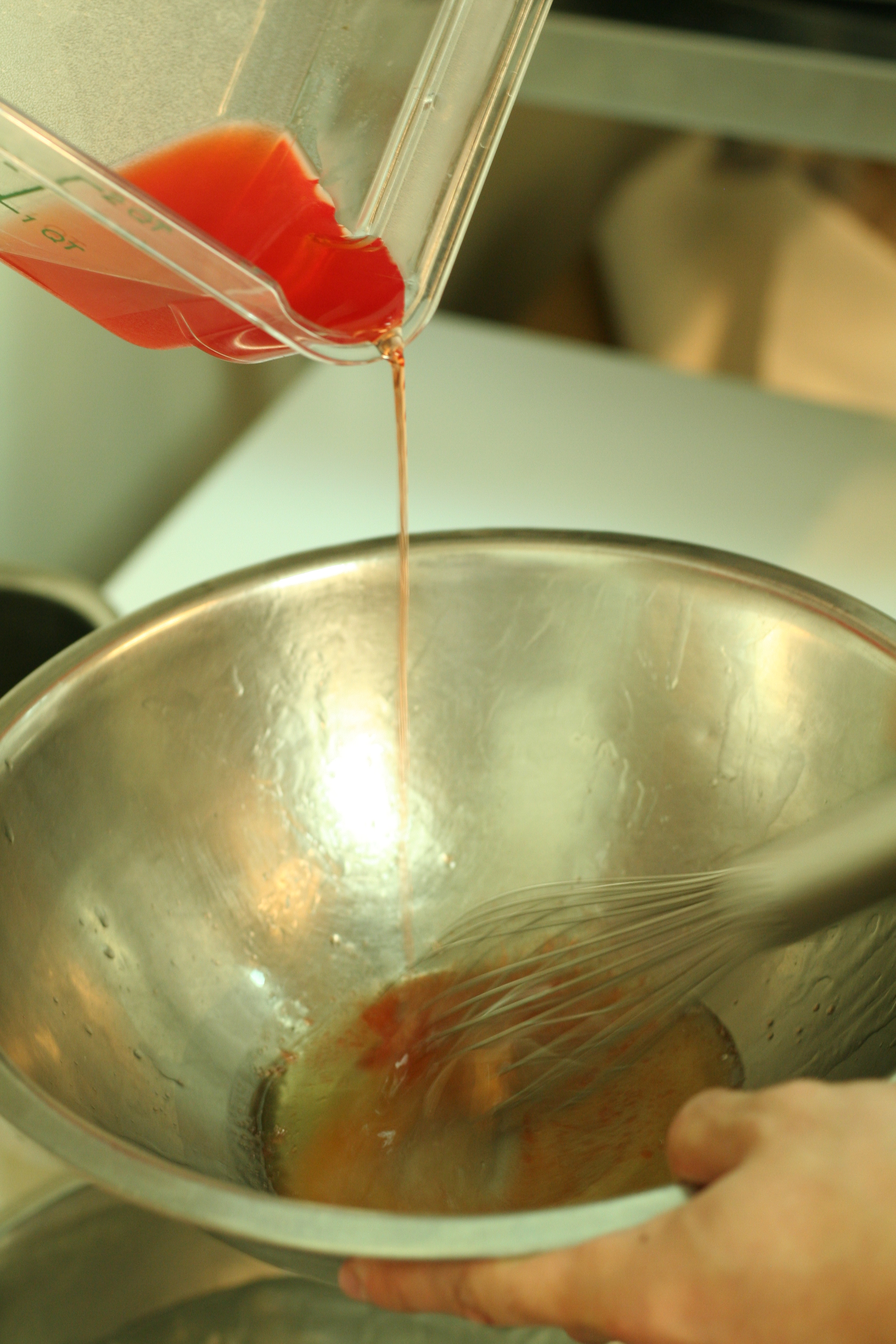 whisking agar+vinegar mixture into mono+diglyceride oil